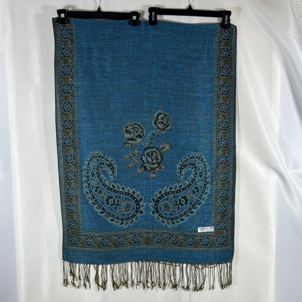 pashmina Blue Paisley & Floral Patterned Wrap Scarf 72 in x 27 in